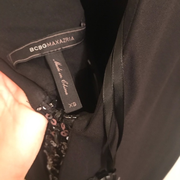 ✨ sequin jumpsuit with capelet - Picture 5 of 7